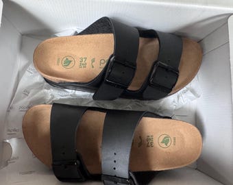 ¡Nuevo! Sandalias de plataforma veganas Papillio Birkenstock ARIZONA talla 37 estrechas/que se ajustan a la talla 36. Nuevas en caja.