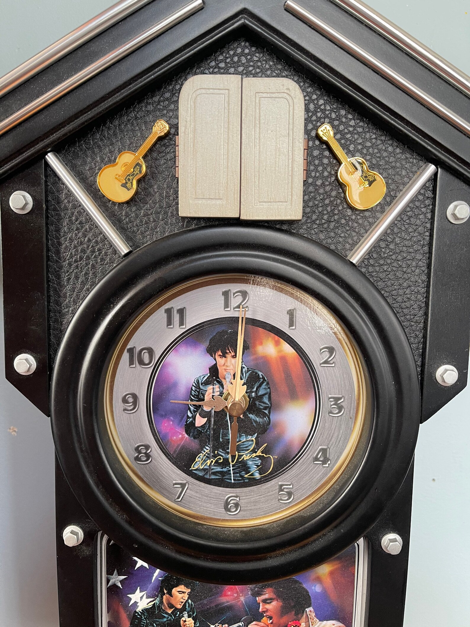 New Bradford Exchange Elvis Cuckoo Clock Awesome Elvis Fan Etsy