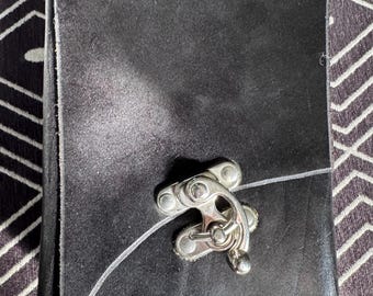 Nuovo marsupio in pelle nera fatto a mano, stile Moto Renaissance Utility, per contenere l'essenziale!