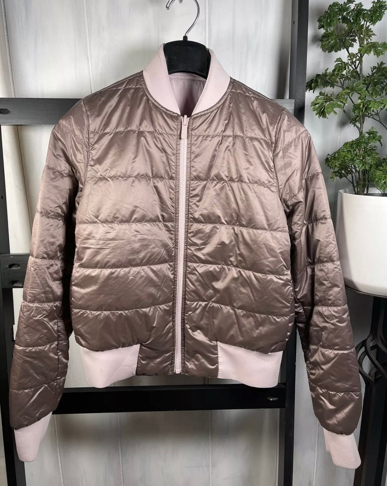 Lululemon bomber hotsell jacket womens