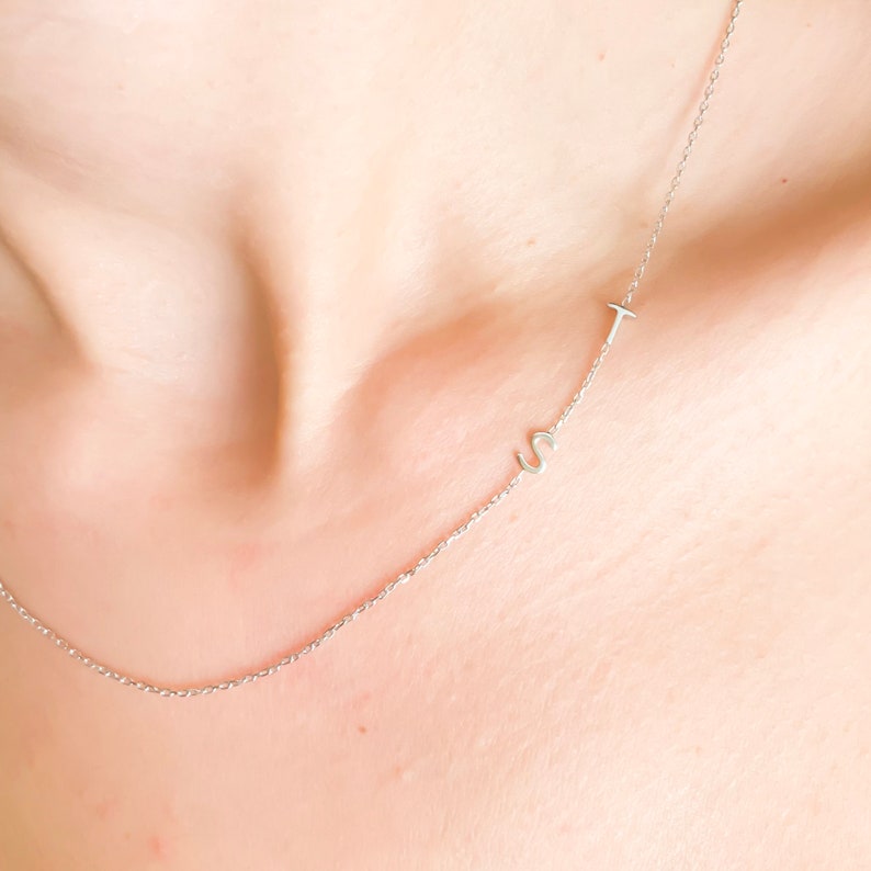 Extra kleine eerste ketting/gepersonaliseerde brief ketting/sierlijke ketting/kettingen voor vrouwen/gepersonaliseerd cadeau voor haar sieraden afbeelding 5