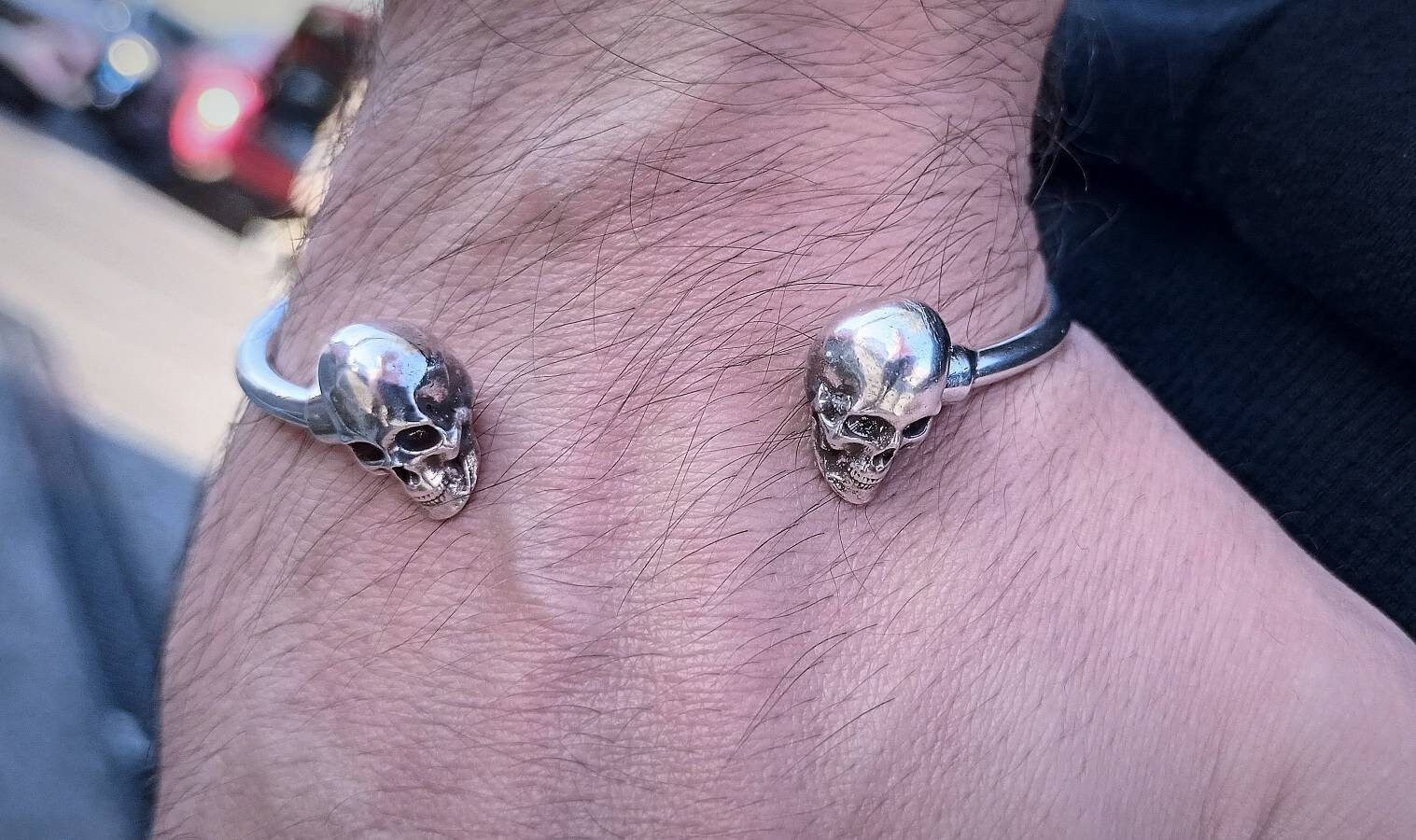 Uno de hotsell 50 skull bracelet