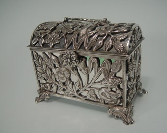 A Frisian antique silver box