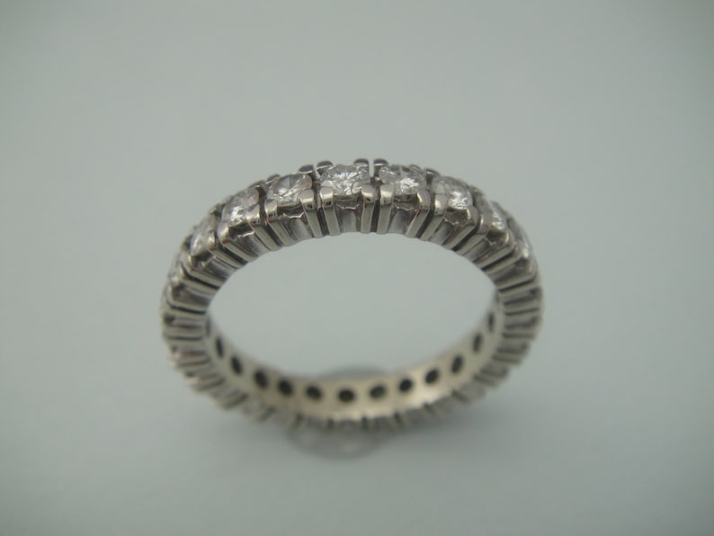 Vintage 14kt white gold diamond alliance ring