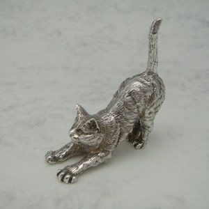 Sterling miniature cat, medium size.