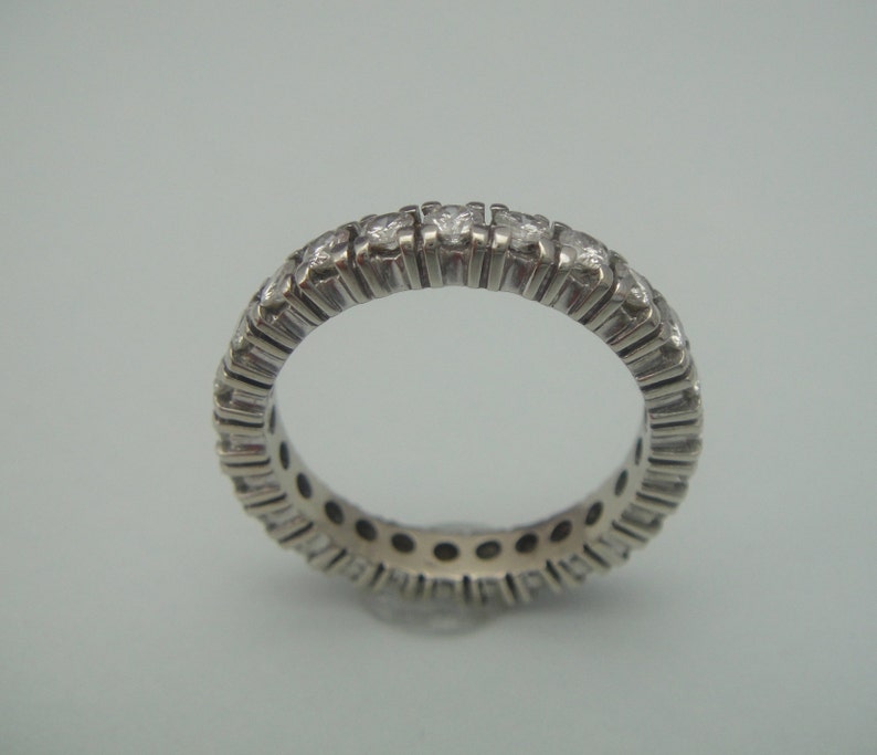 Vintage 14kt white gold diamond alliance ring