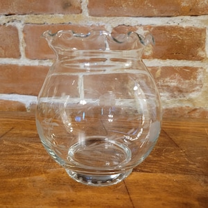 Vintage Ruffle Top Vase with Etched Flower Pattern Mid-Century Farmhouse Aesthetic