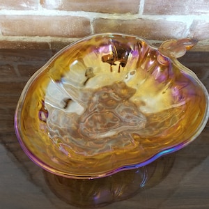Large Vintage Indiana Glass Strawberry-Shaped Carnival Glass Serving Bowl