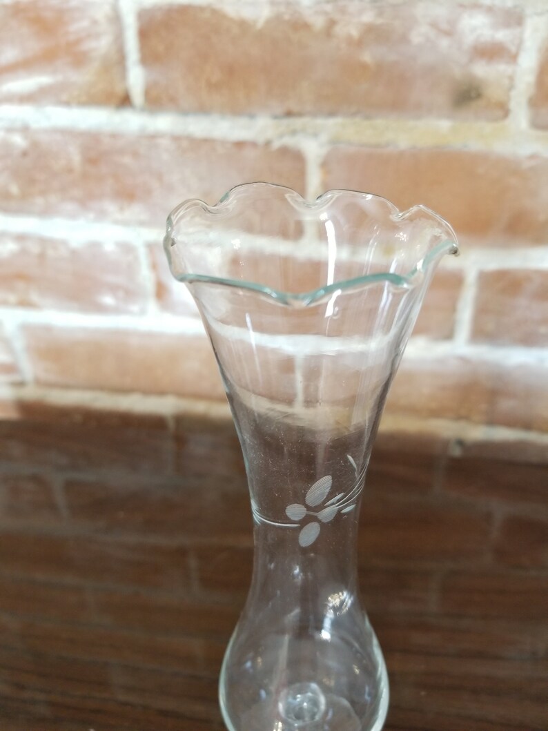 Vintage Etched Clear Glass Bud Vase With Scalloped Rim Etsy