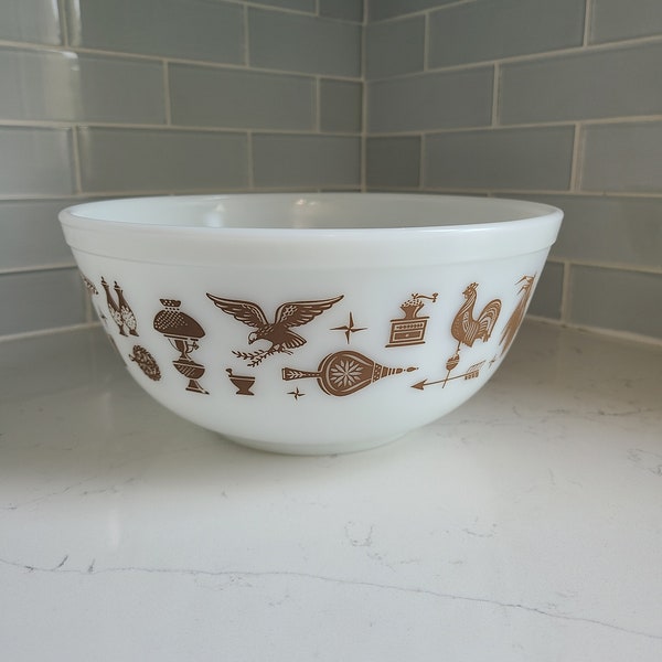 Vintage Pyrex 2.5 Quart Mixing Bowl - Early American Pattern - 403