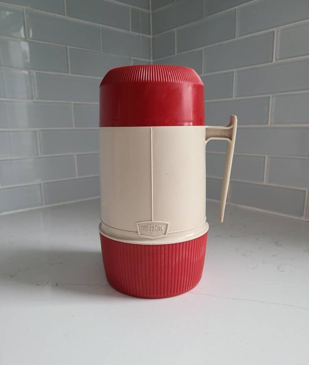 Vintage Thermos Pint Size Red and Tan Container Model 6202 Etsy