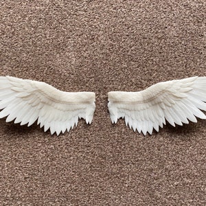 1 x pair of White resin wings for model horse custom suitable for Traditional scale angel type 2