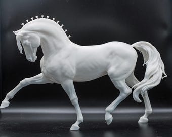 Andalusier Modell Pferd Künstlerharz - Weiße Harz Figur - Unbemalt