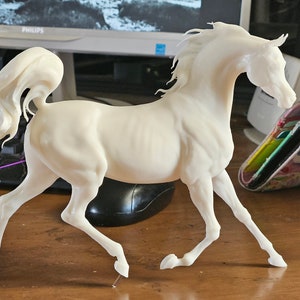 model horse traditional sized artist resin prancing arabian 1/9