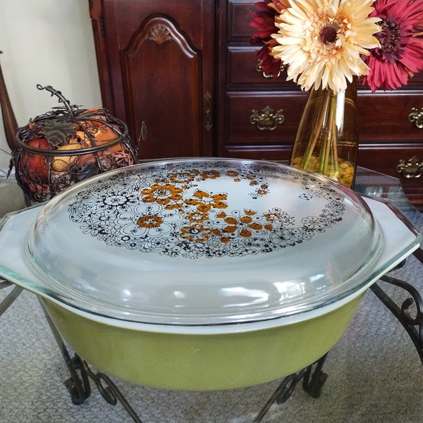 Vintage Pyrex 2 1/2 Quart Oval Olive Green Casserole with Rare Clear Flower Top Lid