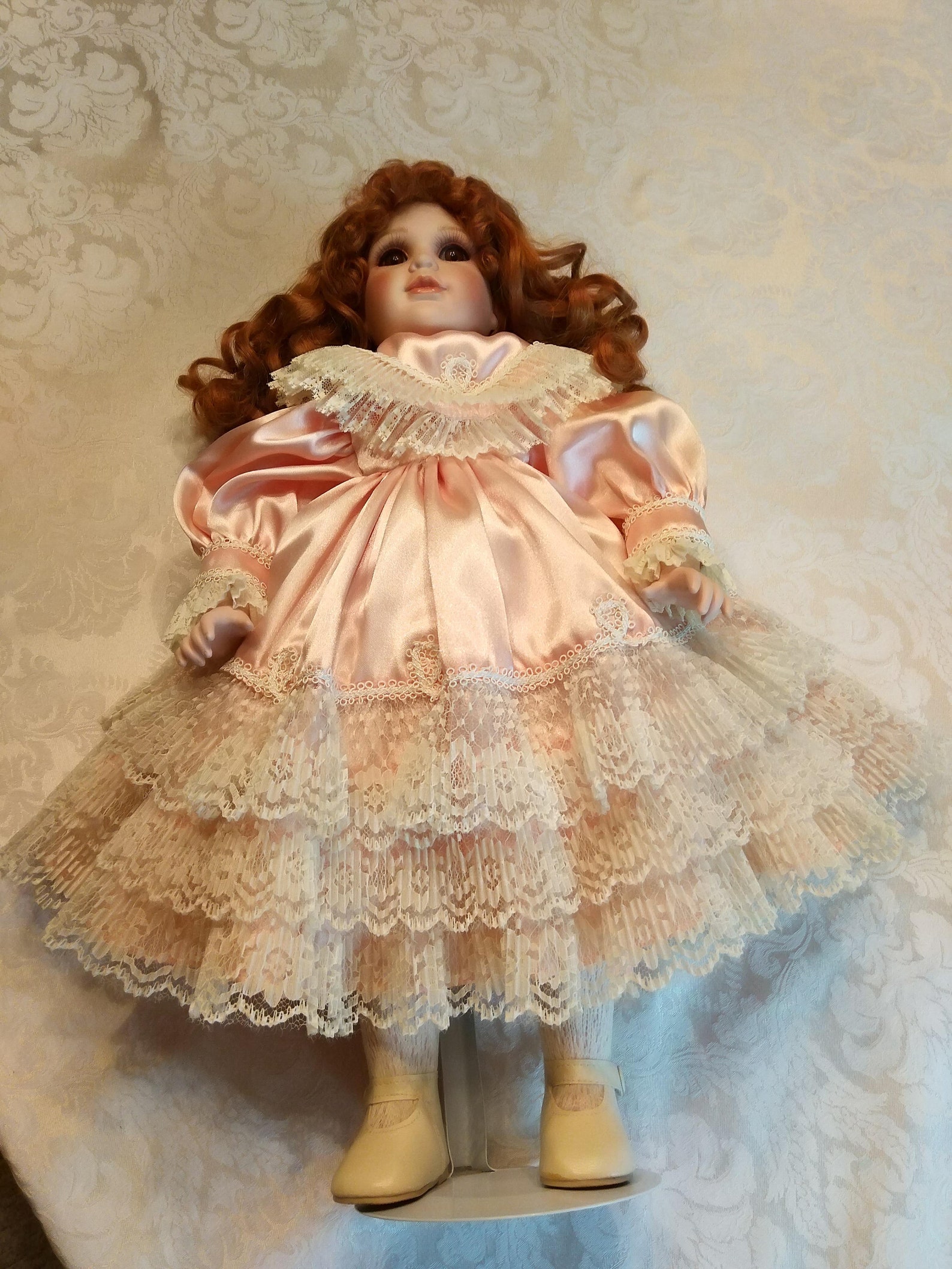 18 Inch Collectible Porcelain Doll 1992 Seymour Mann The Etsy 18-inch-collectible-porcelain-doll-1992-seymour-mann-the-connoisseur