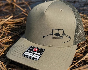 Custom Trapping Hat with Animal & Conibear Trap | Choose Hat Color, Design Color and Animal | Trucker Snapback Hat | Gift for Trapper