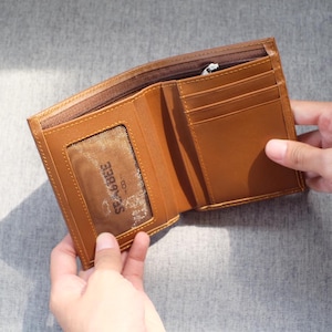 Regalo di Natale. Portafoglio BiFold in pelle di vacchetta pieno fiore Portafoglio minimalista Marrone chiaro