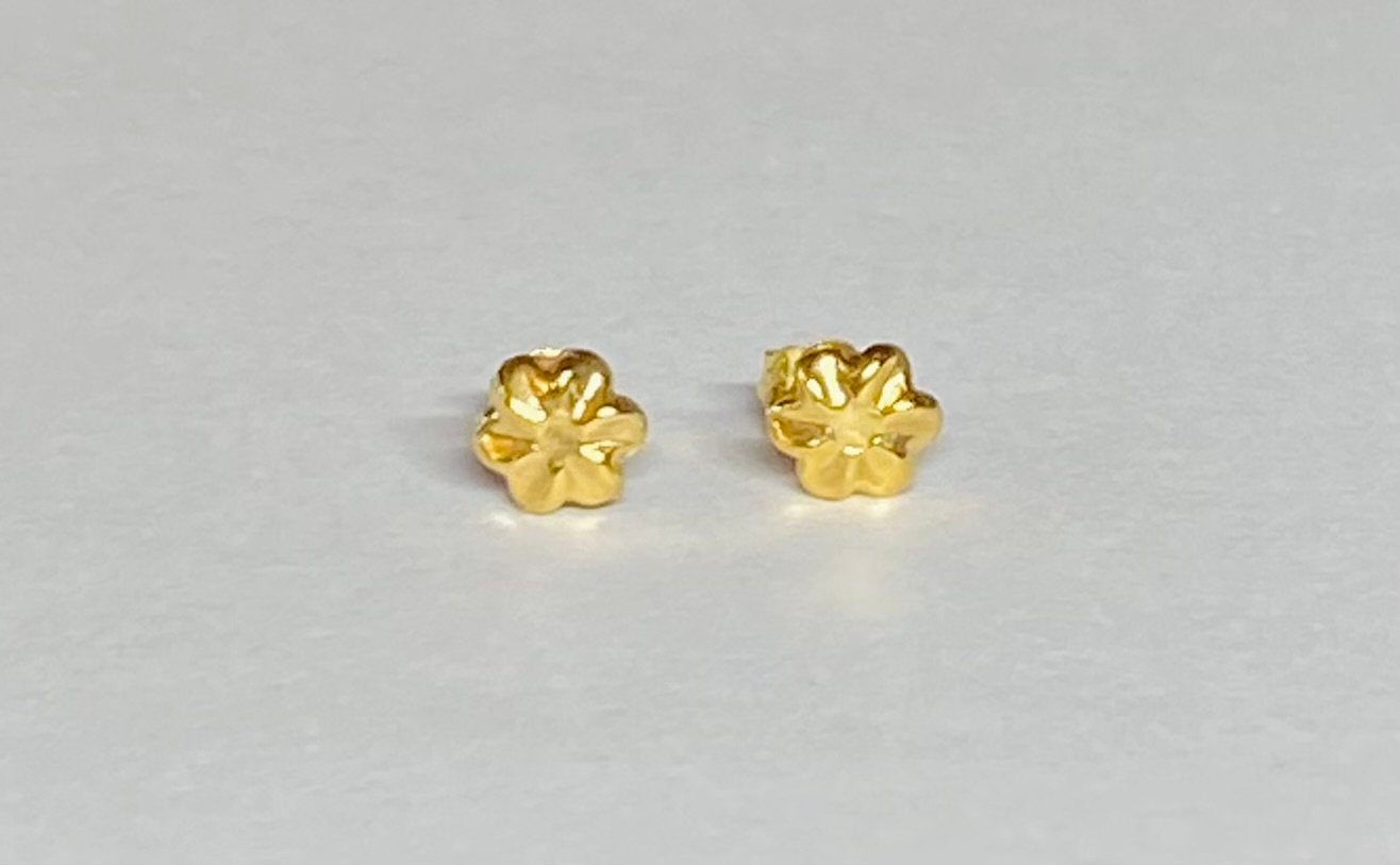 14 K Yellow Gold Round Post Stud Earrings YE312