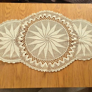 Vintage Häkeltischläufer, Off White Tischdecke, Spitze Oval Tischdecke, Handgehäkelte Dressing Schal