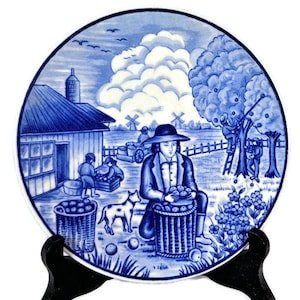 Delft Blue Plate, Wall Hanging Charger Plate, Delftware plate, The four seasons, Summer Scene, Picking Apples