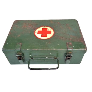 アンティーク FIRST AID 救急箱 缶 英国 ミリタリー Vintage
