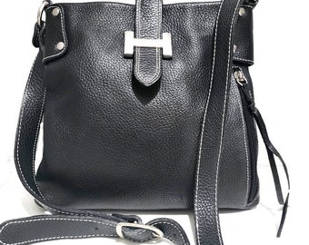Women Black Leather Crossbody Bag Purse Medium Soft Pebble Grained leather Shoulder Handbag Vintage, Vera Pelle Made in Italy