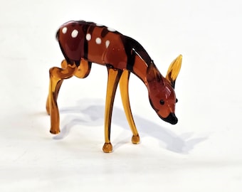手吹きガラスミニチュア鹿子鹿小さな動物グリーン透明フィギュア彫像
