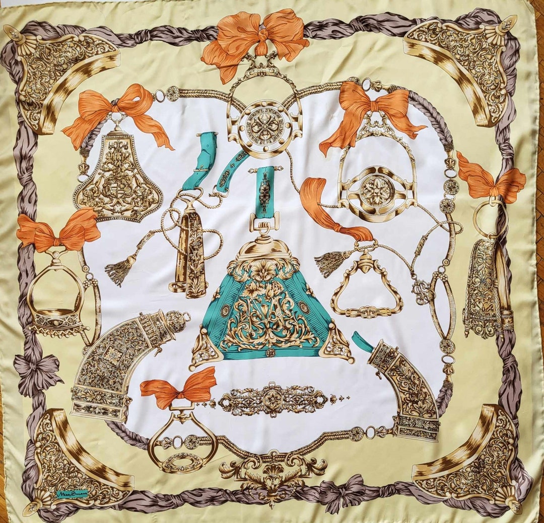 LARGE SQUARE SCARF CALL OF THE CATHEDRAL