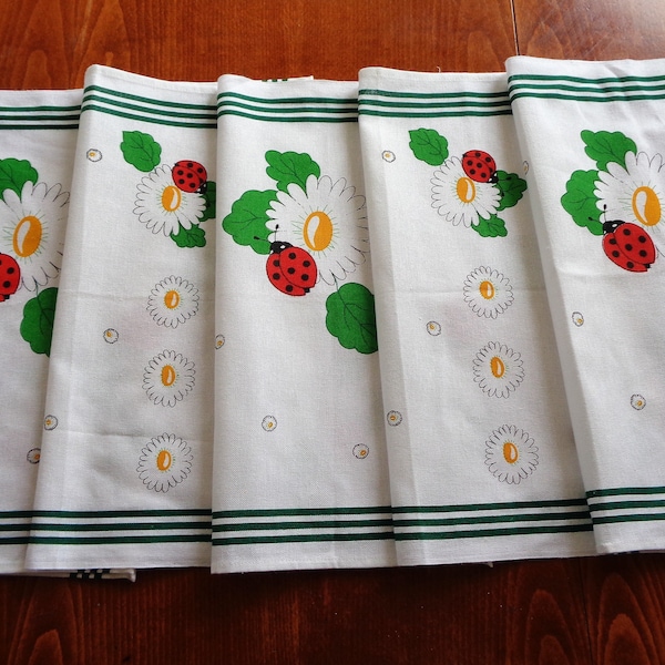 Lot de 5 serviettes coccinelles