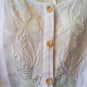 White Linen Shirt, Button Front, Women&#39;s Embroidered Blouse, Plus Size Vintage Top, Size XL