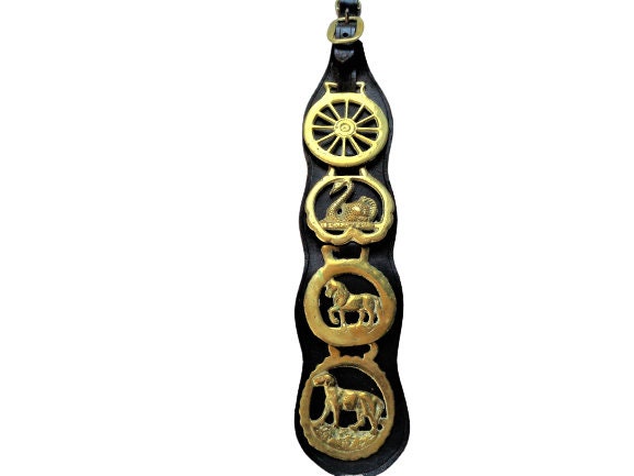 Horse Medallions Badges On Leather Harness Decoration Norway - English Equestrian Home Decorating Ideas Horse Medallions Badges On Leather Harness Decoration Norway - English Equestrian Home Decorating Ideas