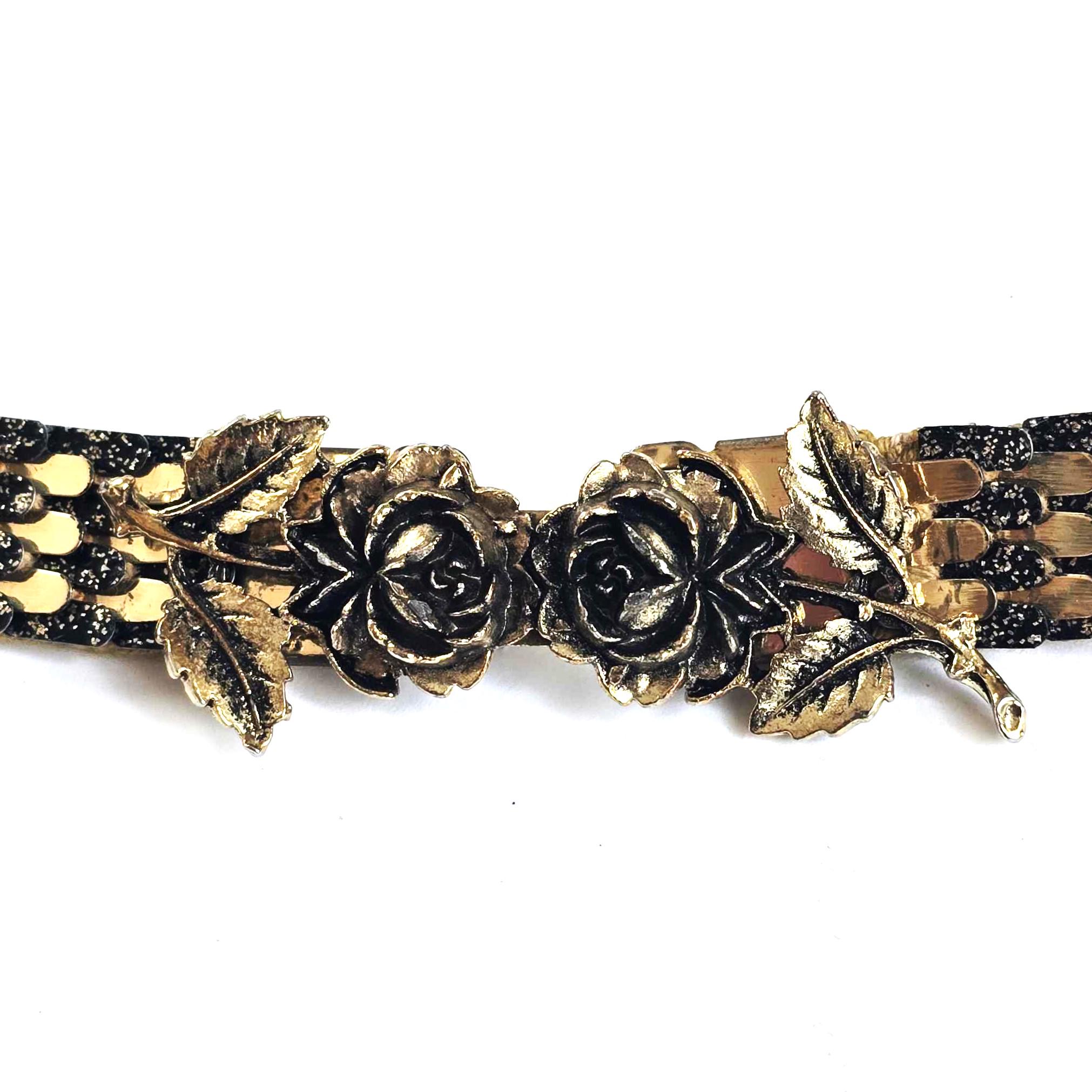 Authentic 1980s Vintage Gold Metal Waist Belt With Brass  display picture 1