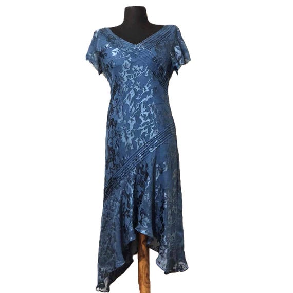 Vintage 80s Adrianna Papell Women Asymetrical Fit and Flare Evening Dress Teal Blue Burnout Silk Gown Short Sleeves Formal Dresses Size US 8 - Etsy Vintage 80s Adrianna Papell Women Asymetrical Fit and Flare Evening Dress Teal Blue Burnout Silk Gown Short Sleeves Formal Dresses Size US 8 - Etsy