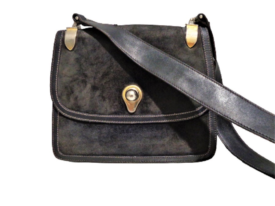 Black suede outlet gucci purse