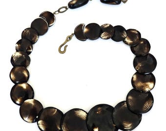 Vintage Waist Belt Featuring Brown Circular Discs Coconut  display picture 3