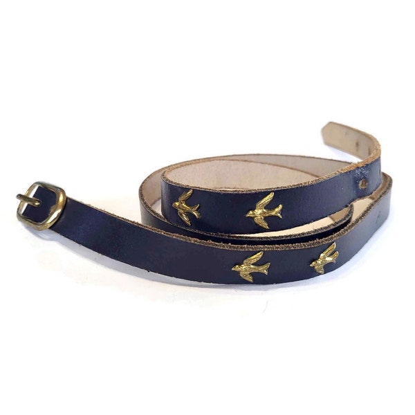 Mode jaren '80 Dames Magere Riem met Vogels Marineblauw Dunne Lederen Riem voor Jurk Kleding Smalle Decoratieve Vrouwelijke Dames Tailleband Vintage