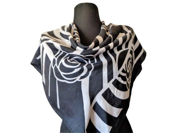 スカーフ GIADA PRINT SCARF Ferragamo Giada Print Silk Scarf | David Jones