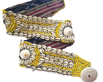 African Cowrie Shell Belt, Vintage Hand Crafted Beaded  display picture 3