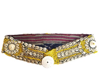 Vintage Cowrie  and Coconut Shells Seed Beads Hand Beaded Belt Cowrie Shell Beaded Belt: Handmade Papua Tribal Art - Etsy main image 4