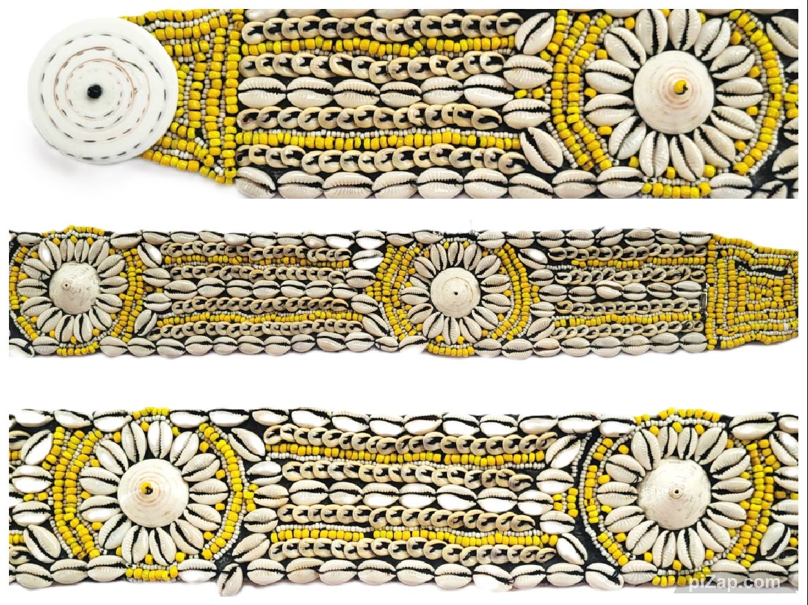 African Cowrie Shell Belt, Vintage Hand Crafted Beaded  display picture 1