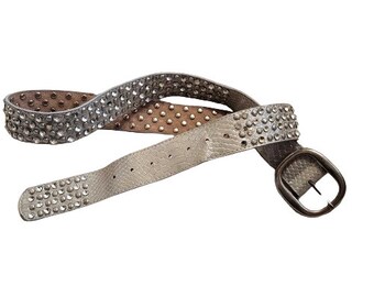 Vintage Women Studded Belt With Rhinestone Beads  display picture 1