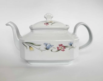 Vintage Bavarian Porcelain Teapot with Lid Winterling Bavaria White Coffee Pot Jug Floral Design Afternoon Tea Time Party West Germany