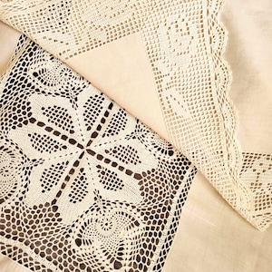 Crochet Lace Tablecloth Off White Cotton Table Cloth Rectangle Dining Cover for Wedding Party Holiday Vintage Home Decoration