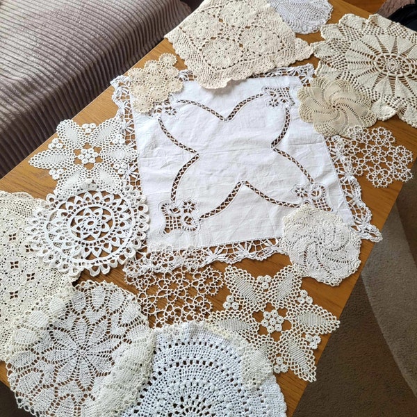 Lot de napperons au crochet à la main, chemins de table en dentelle au crochet en vrac napperon petite nappe sous-verres vintage mariage thé fête décoration de la maison