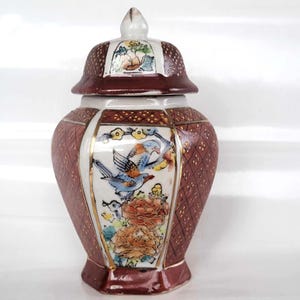 Chinese Porcelain Ginger Jar with Lid Hand Painted Lidded Vase Small Chinoiserie Tea Spice Herb Container