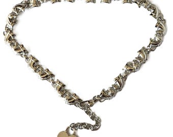 Vintage 1980s Equestrian Theme Belt Silver Tone Metal Horse Head Links with Heart Lock Charm Adjustable Waist Belt