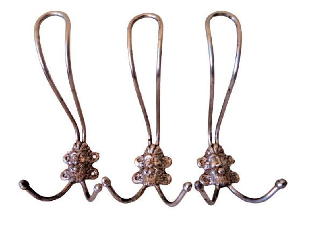 Antique Coat Hooks Set of 3, Metal Wall Hooks, Hat Hanger, Rustic