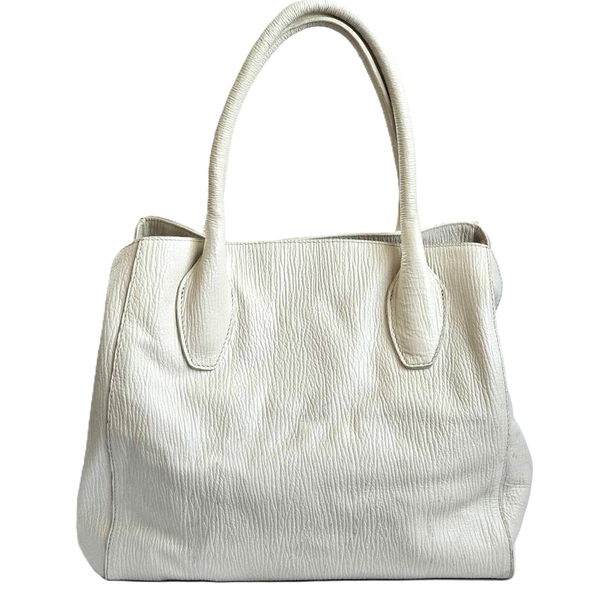 ヴィンテージ FURLA ホワイト テクスチャード加工 本革ハンドバッグ