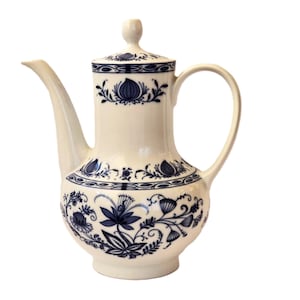 Cafetera vintage de Winterling Bavaria, jarra de porcelana con tapa y diseño de cebolla azul del Danubio.